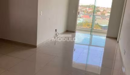 APARTAMENTO à venda, 2 quartos, 2 vagas, Granada - Uberlândia/MG