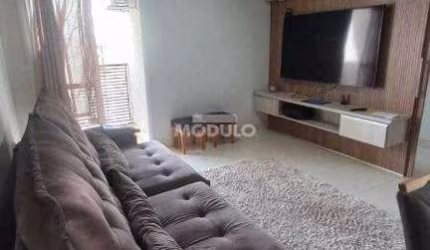 APARTAMENTO à venda, 2 quartos, 1 suíte, 1 vaga, RESIDENCIAL VIVIANE - Uberlândia/MG
