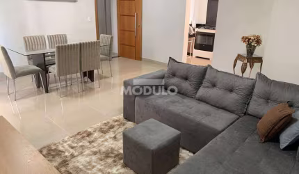 Apartamento mobiliado no Bairro Santa Mônica