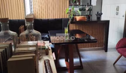 COBERTURA DUPLEX à venda, 2 quartos, 1 vaga, Santa Mônica - Uberlândia/MG