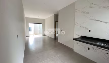 CASA RESIDENCIAL à venda, 2 quartos, 1 suíte, 1 vaga, JARDIM IPANEMA - Uberlândia/MG