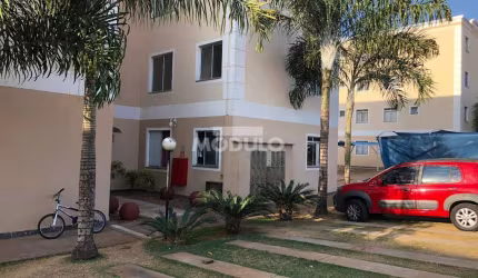APARTAMENTO à venda, 2 quartos, 1 vaga, ALTO UMUARAMA - Uberlândia/MG