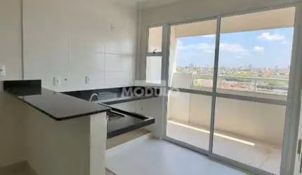 APARTAMENTO à venda, 2 quartos, 1 suíte, 1 vaga, Granada - Uberlândia/MG
