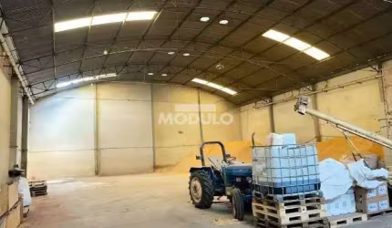 Barracão comercial para locação, bairro Tibery