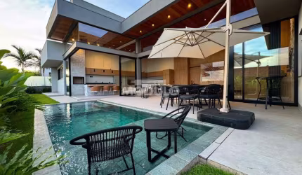 CASA DE CONDOMÍNIO à venda, 4 quartos, 4 suítes, NOVA UBERLANDIA - Uberlândia/MG