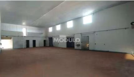 Barracão Comercial para locação, bairro Novo Mundo