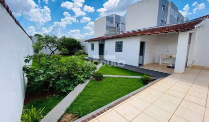 Casa residencial para locação no NOSSA SENHORA APARECIDA
