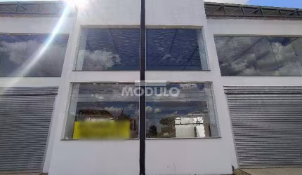 Galpão para locação no Alto Umuarama