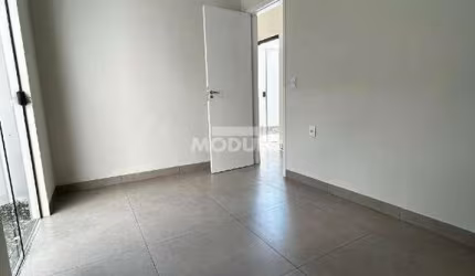 CASA RESIDENCIAL à venda, 2 quartos, 1 suíte, 2 vagas, Shopping Park - Uberlândia/MG