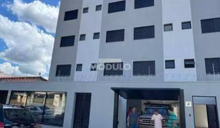 Apartamento com 2 quartos e suite no Daniel Fonseca