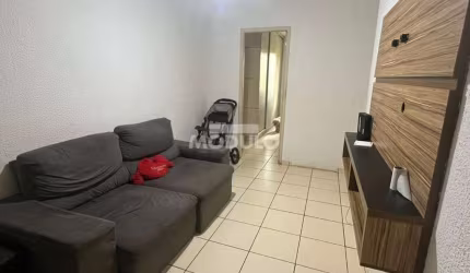 CASA DE CONDOMÍNIO à venda, 3 quartos, 1 suíte, 1 vaga, Aclimação - Uberlândia/MG