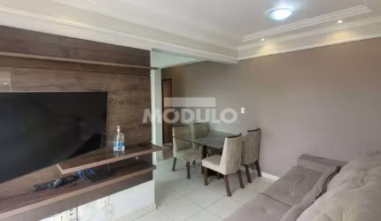 APARTAMENTO à venda, 3 quartos, 1 suíte, 2 vagas, Santa Mônica - Uberlândia/MG