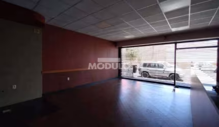 Loja comercial para locação, bairro Martins