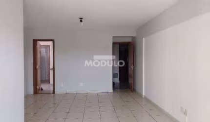APARTAMENTO à venda, 4 quartos, 1 suíte, 1 vaga, Saraiva - Uberlândia/MG