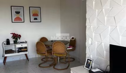 APARTAMENTO à venda, 3 quartos, 1 suíte, 1 vaga, LAGOINHA - Uberlândia/MG