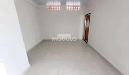 Kitnet residencial para locação, bairro Santa Luzia