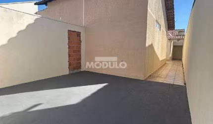 CASA RESIDENCIAL à venda, 2 quartos, 2 vagas, Pacaembu - Uberlândia/MG