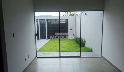 CASA RESIDENCIAL à venda, 2 quartos, 1 suíte, 2 vagas, JARDIM HOLANDA - Uberlândia/MG