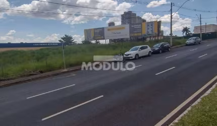 Área comercial para locação no MORADA DA COLINA.