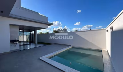 CASA DE CONDOMÍNIO à venda, 3 quartos, 3 suítes, 4 vagas, JARDIM BOTANICO - Uberlândia/MG