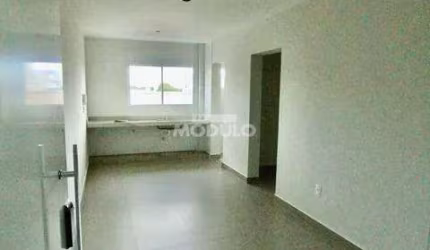 APARTAMENTO à venda, 2 quartos, 1 suíte, 2 vagas, Santa Mônica - Uberlândia/MG