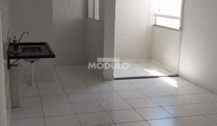 Apartamento 2 quarto , 2 banheiros , sala e cozinha conjugada JARDIM EUROPA