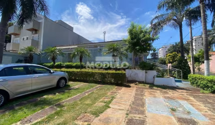 Casa Comrecial para locação, bairro Vigilato Pereira