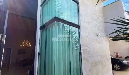 Casa residencial para locação, bairro Jardim Sul com 3 quartos