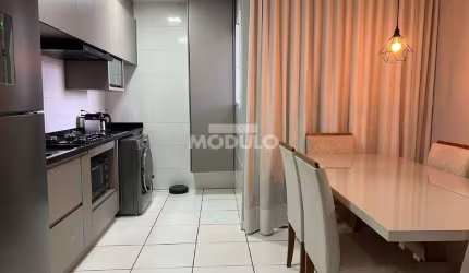 APARTAMENTO à venda, 2 quartos, 1 suíte, 1 vaga, Granada - Uberlândia/MG