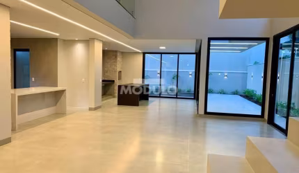 CASA DE CONDOMÍNIO à venda, 4 quartos, 4 suítes, 4 vagas, JARDIM SUL - Uberlândia/MG