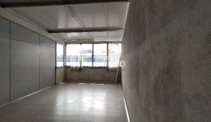 Sala comercial para locação no Vigilato Pereira