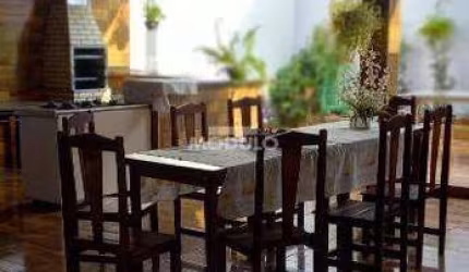 CASA RESIDENCIAL à venda, 2 quartos, 3 vagas, LOTEAMENTO RESIDENCIAL PEQUIS - Uberlândia/MG