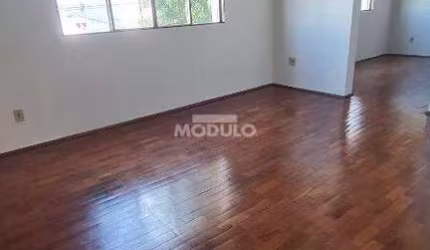 APARTAMENTO à venda, 3 quartos, 1 suíte, 1 vaga, NOSSA SENHORA APARECIDA - Uberlândia/MG