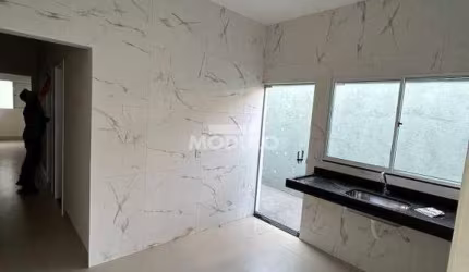 CASA RESIDENCIAL à venda, 2 quartos, 1 suíte, 2 vagas, JARDIM CANAA - Uberlândia/MG