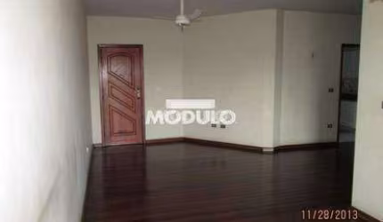 APARTAMENTO à venda, 3 quartos, 1 suíte, 2 vagas, Brasil - Uberlândia/MG
