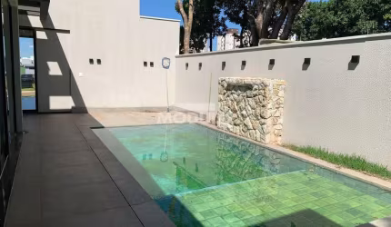 Excelente Casa de Luxo em Condominio Arts, 3 suites, espaço gourmet com piscina