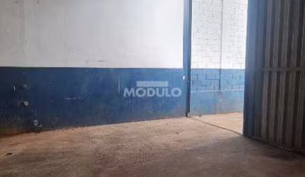 Galpão/Depósito/Barracão à venda, 2 vagas, TIBERY - Uberlândia/MG