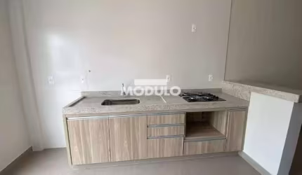 Apartamento residencial para locação, bairro Santa Mônica com 2 quartos