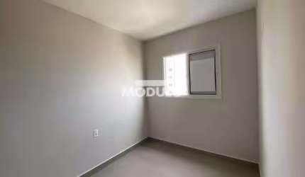 Apartamento residencial para locação, bairro Santa Mônica com 2 quartos