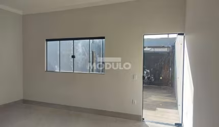 CASA RESIDENCIAL à venda, 2 quartos, 1 suíte, 2 vagas, JARDIM IPANEMA - Uberlândia/MG