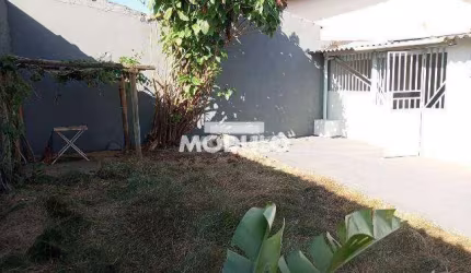 CASA RESIDENCIAL à venda, 3 quartos, 1 vaga, Planalto - Uberlândia/MG