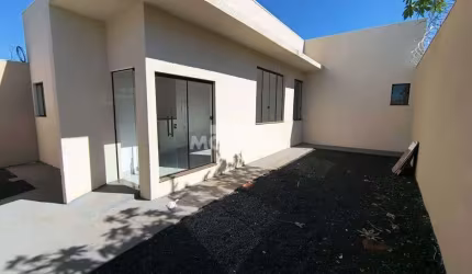 Casa residencial para locação, bairro Shopping Park com 2 quartos