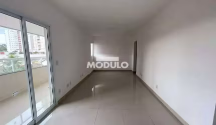 Apartamento residencial para locação bairro Tubalina com 3 quartos
