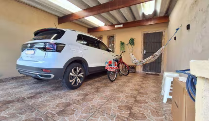 Sobrado com 2 dormitórios à venda, 65 m² por R$ 300.000,00 - Vera Cruz - Mongaguá/SP