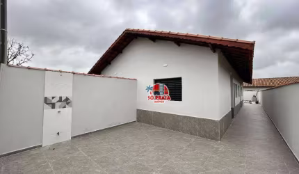 Casa com 2 dormitórios à venda, 65 m² por R$ 329.900 - Loty - Itanhaém/SP