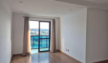 Apto vista livre Serra do Japi no São Francisco de Assis na Av Luis Latorre pronto para morar com 3 dorms sendo 1 suíte, varanda e 2 vagas.