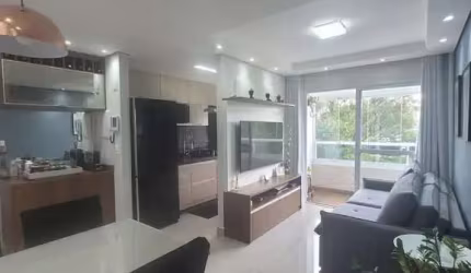 Apto pronto todo com armários planejados, sol da manhã e vista livre, 1 vaga de garagem no Bellart.