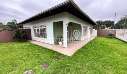 Casa Semimobiliada 3 Dormitórios e 2 Vagas na Velha!