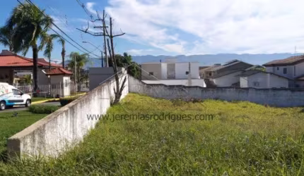 Terreno Padrão em Pindamonhangaba