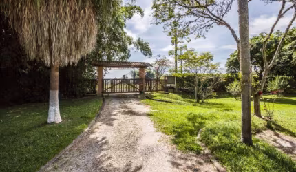 Sítio com 3 quartos, 59.895 m² - Mandú - Pindamonhangaba/SP